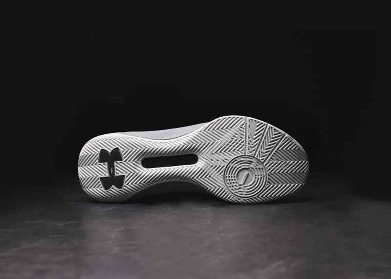 UNDER ARMOUR - Men - Curry 3 - Steel